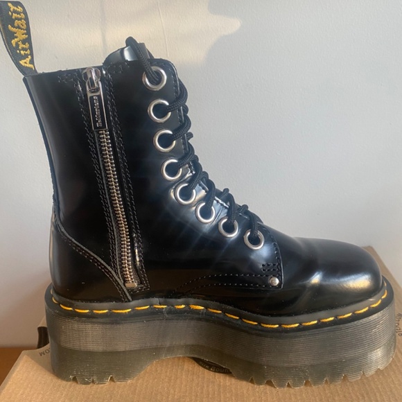 Dr Martens Jadon Max Platform - Picture 4 of 11